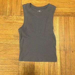 Woman’s Hollister XS Sleeveless Tank! Like New!